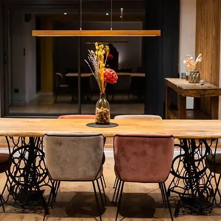 Moderne Avec Piscine Privative ビグーリア