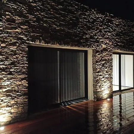 Moderne Avec Piscine Privative 別荘 ビグーリア